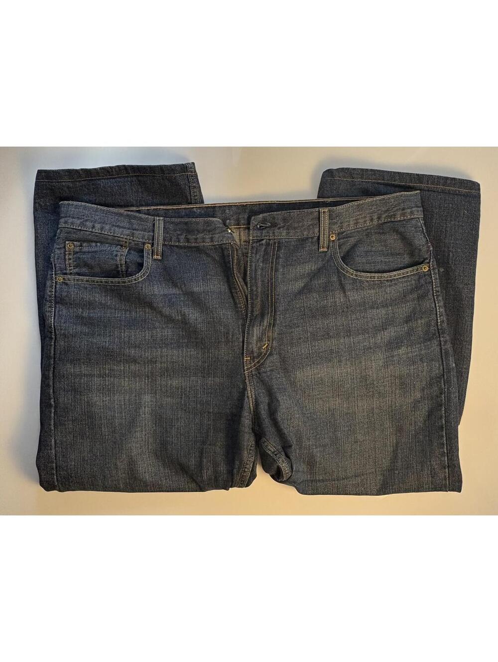 Levi’s 569 Loose Straight Fit Jeans- Men 40x30